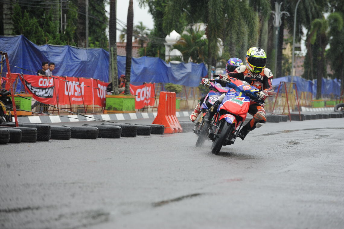 Tips Melakukan Pengereman Secara Benar CORSA | CORSA