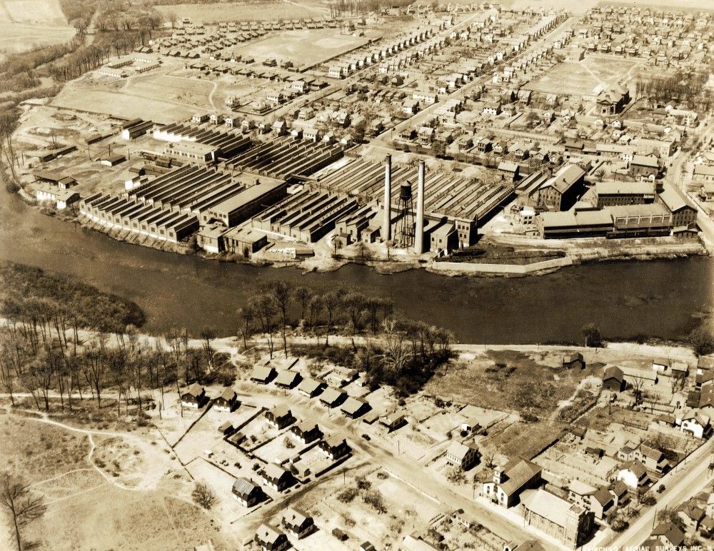 Vue aérienne de l'usine Michelin de Milltown (New Jersey, Etats-Unis) en 1907.