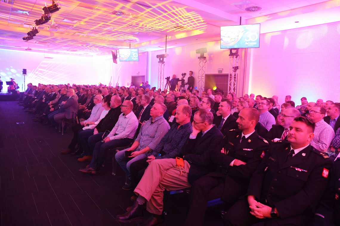 02 12 2025 gala 30 lat 209