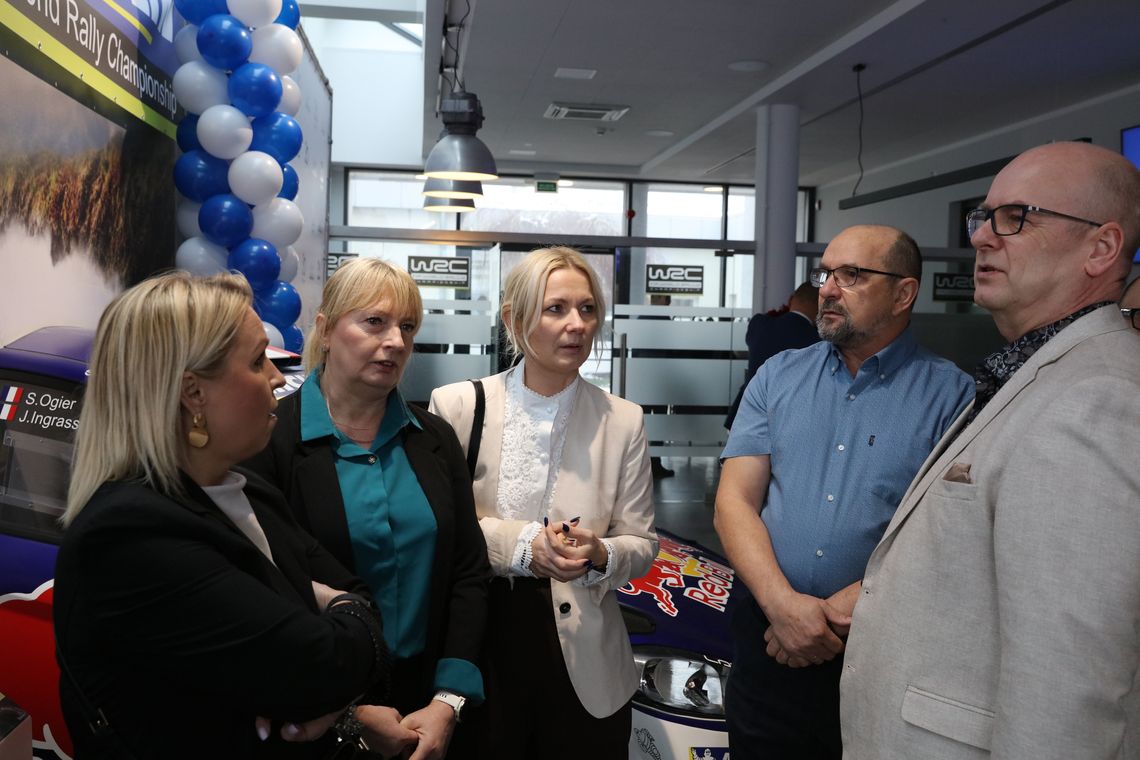 02 12 2025 gala 30 lat 23