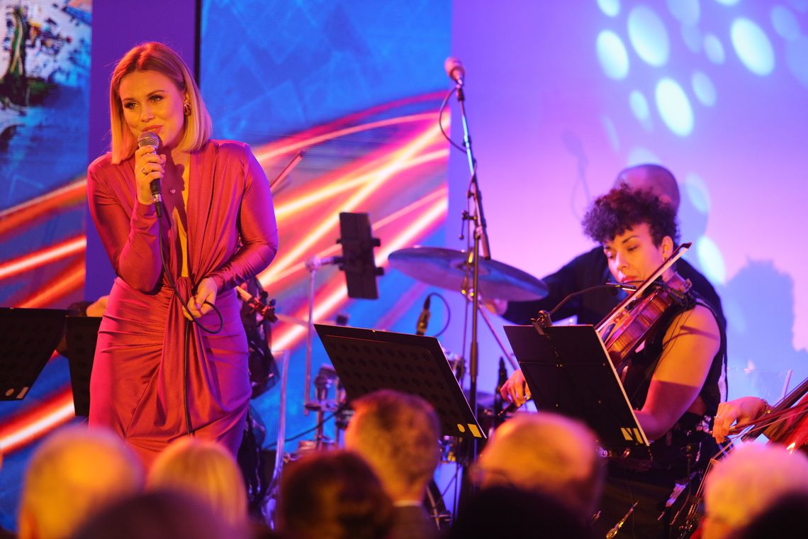 02 12 2025 gala 30 lat 256