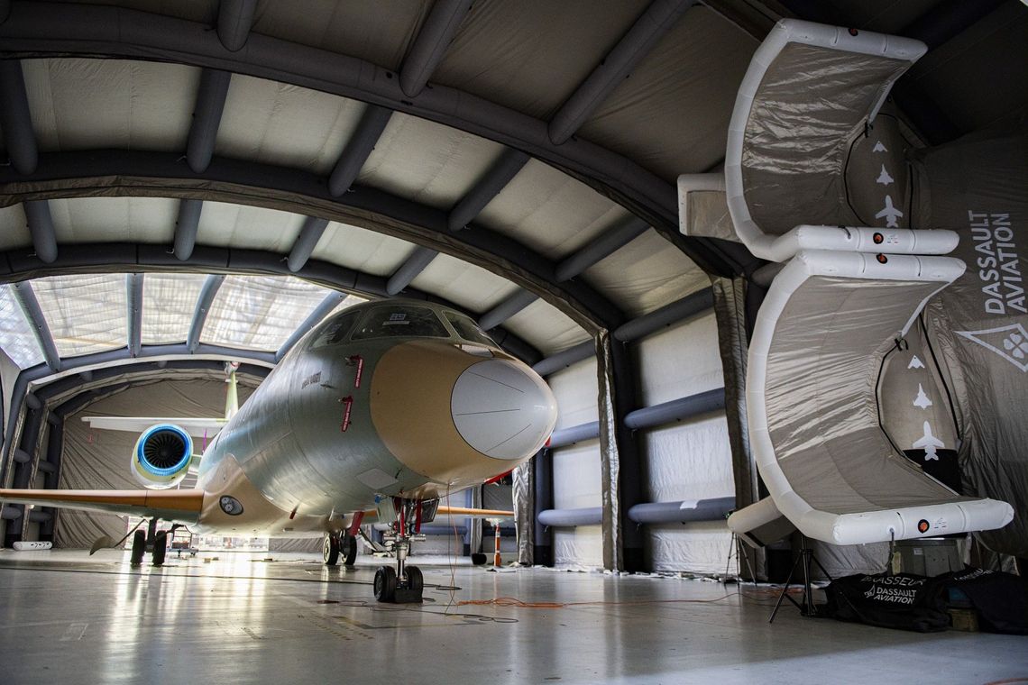 Photo of an aircraft in a Faraday cage developed by Michelin.