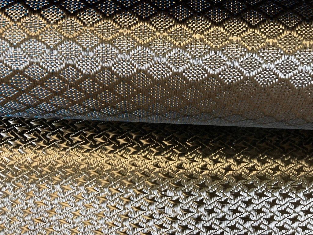 Example of composite: carbon-fiber fabrics are lightweight, modular and highly-resistant